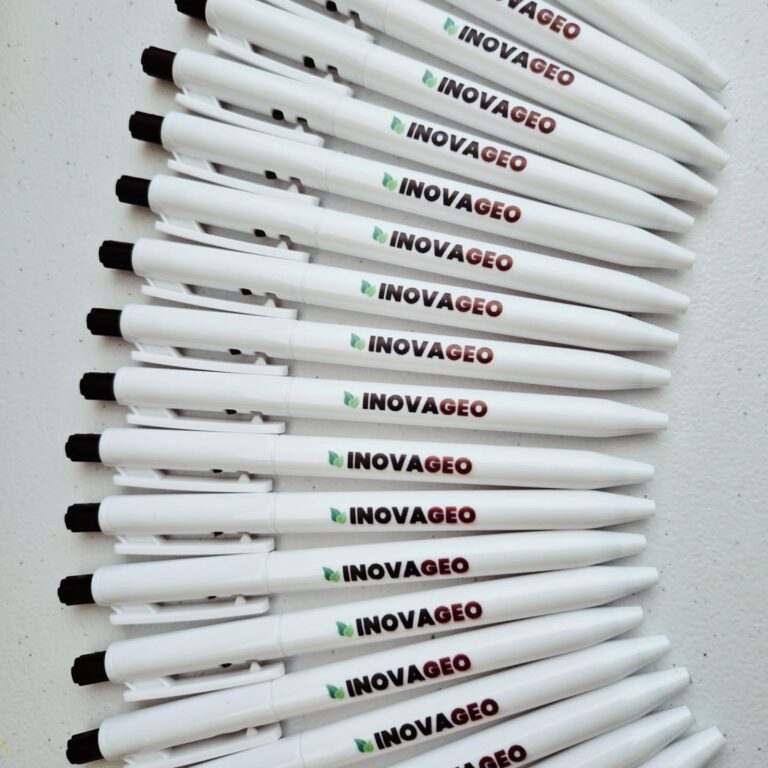 Canetas brancas personalizadas