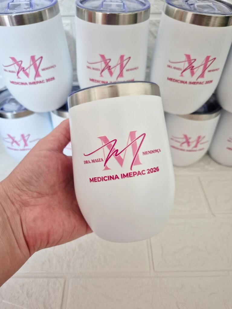 Copos térmicos brancos personalizados para formatura