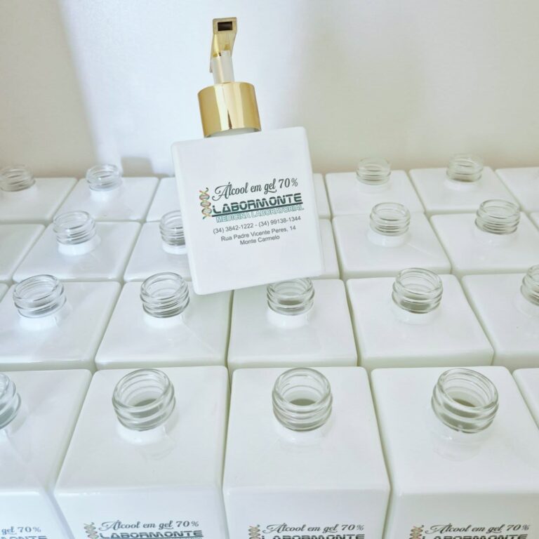 Frascos de álcool em gel personalizados